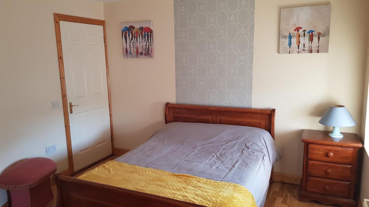 Apartment 3 Bedroom Banagher Town Centre Exterior foto